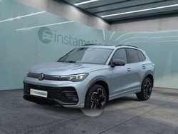 Silber Gebraucht 2024 VW Tiguan R SUV | 49.850 € (Teuer)