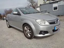 Grau Gebraucht 2006 Opel Tigra Basis Cabrio | 1.799 € (Guter Preis)
