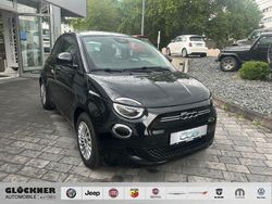 Schwarz Gebraucht 2023 Fiat 500e Basis Limousine | 24.990 € (Teuer)