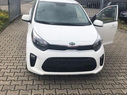 Weiß Gebraucht 2018 Kia Picanto DREAM-TEAM Edition Kleinwagen | 5.900 € (Guter Preis)