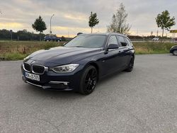 Blau Gebraucht 2013 BMW 318 Luxury Line Limousine | 8.900 € (Fairer Preis)