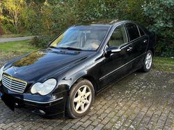 Gebraucht 2004 Mercedes C270 Limousine | 3.500 €