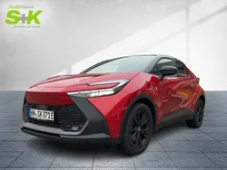 Karminarot metallic / dach sc Gebraucht 2024 Toyota C-HR Team SUV | 36.870 € (Teuer)
