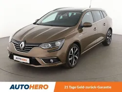 Braun Gebraucht 2018 Renault Mégane IV Bose Edition Limousine | 13.850 € (Fairer Preis)