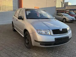Silber Gebraucht 2003 Skoda Fabia Exact Kleinwagen | 1.700 € (Fairer Preis)