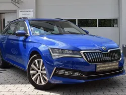 Modra energy/energy blue Gebraucht 2022 Skoda Superb Ambition Kombi | 24.999 € (Fairer Preis)