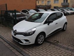 Weiss Gebraucht 2019 Renault Clio IV Life Limousine | 8.750 € (Fairer Preis)