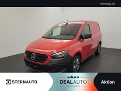 Rot Gebraucht 2023 Mercedes Citan 110 Van / Kleinbus | 17.195 € (Superpreis)