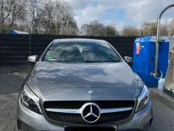Grau Gebraucht 2017 Mercedes A180 Limousine | 12.500 € (Guter Preis)