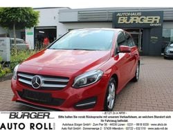 Rot Gebraucht 2017 Mercedes B200 Van / Kleinbus | 14.370 € (Fairer Preis)