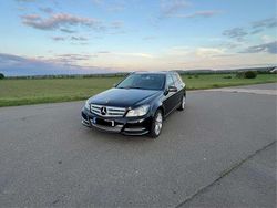 Schwarz Gebraucht 2013 Mercedes C220 Avantgarde Kombi | 8.250 € (Etwas zu teuer)
