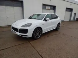 Weiß Gebraucht 2019 Porsche Cayenne SUV | 59.990 €