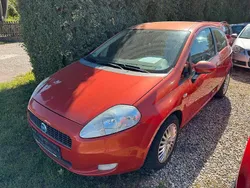 Orange Gebraucht 2006 Fiat Punto Kleinwagen | 2.350 € (Etwas zu teuer)