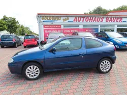 Blau Gebraucht 2002 Renault Mégane II | 2.890 € (Etwas zu teuer)
