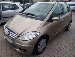 Bronze Gebraucht 2005 Mercedes A180 Elegance Kleinwagen | 1.485 €