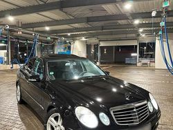Schwarz Gebraucht 2006 Mercedes E280 Limousine | 7.400 € (Teuer)
