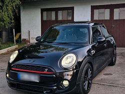 Schwarz Gebraucht 2017 Mini John Cooper Works Kleinwagen | 14.250 € (Fairer Preis)