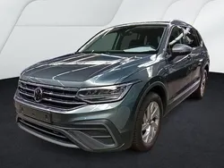 Platinum grey metallic (metallic) Gebraucht 2024 VW Tiguan Allspace Life SUV | 34.900 € (Superpreis)