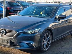 Grau Gebraucht 2016 Mazda 6 Sports-Line Kombi | 11.890 € (Etwas zu teuer)