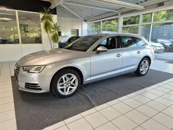 Silber Gebraucht 2018 Audi A4 Sport Kombi | 17.790 € (Fairer Preis)