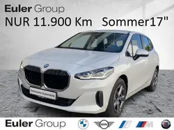Weiss Gebraucht 2024 BMW 218 Active Tourer Van / Kleinbus | 29.233 € (Superpreis)