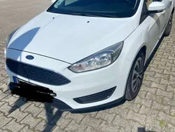 Weiß Gebraucht 2017 Ford Focus Kombi | 8.000 € (Guter Preis)
