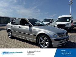 Silber Gebraucht 2000 BMW 318 Sport Line Limousine | 3.488 € (Fairer Preis)