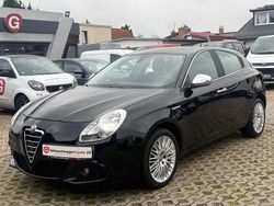 Schwarz Gebraucht 2012 Alfa Romeo Giulietta Turismo Kleinwagen | 5.990 € (Fairer Preis)