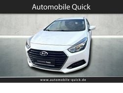 Weiss Gebraucht 2016 Hyundai i40 Trend Kombi | 10.990 € (Fairer Preis)