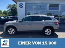 Grau metallic Gebraucht 2021 Skoda Kodiaq Clever SUV | 37.260 € (Etwas zu teuer)