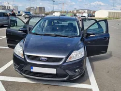 Grau Gebraucht 2009 Ford Focus Style Limousine | 4.200 € (Fairer Preis)