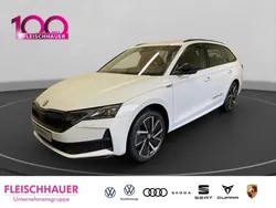 Weiss Gebraucht 2024 Skoda Octavia SportLine Kombi | 36.990 € (Etwas zu teuer)