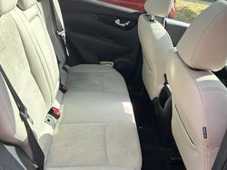 Braun Gebraucht 2016 Nissan Qashqai SUV | 15.200 € (Fairer Preis)