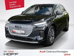 Mythosschwarz metallic Gebraucht 2023 Audi Q4 e-tron Ambiente SUV | 38.975 € (Fairer Preis)