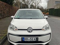 Weiß Gebraucht 2016 VW up! Kleinwagen | 4.850 € (Fairer Preis)