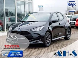 Schwarz Gebraucht 2023 Toyota Yaris Comfort Limousine | 20.980 € (Fairer Preis)