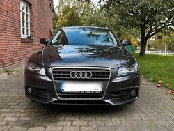 Grau Gebraucht 2009 Audi A4 Kombi | 6.450 € (Fairer Preis)