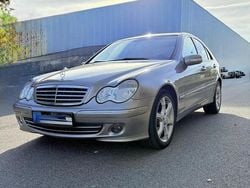 Grau Gebraucht 2004 Mercedes C180 Limousine | 3.500 € (Fairer Preis)