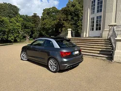 Grau Gebraucht 2011 Audi A1 S-Line Kleinwagen | 9.990 € (Fairer Preis)