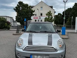 Grau Gebraucht 2007 Mini Cooper Kleinwagen | 2.500 €