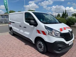Weiß Gebraucht 2017 Renault Trafic Komfort Van | 18.900 € (Teuer)