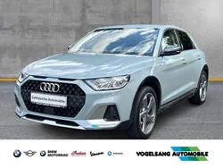 Pfeilgrau perleffekt Gebraucht 2023 Audi A1 Ambiente Kleinwagen | 23.990 € (Guter Preis)