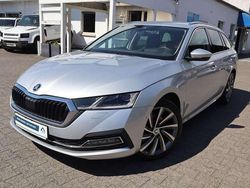 Brilliant silver metallic Gebraucht 2021 Skoda Octavia Style Kombi | 21.920 € (Fairer Preis)