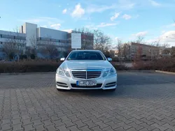 Mercedes E200