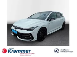 Weiß Gebraucht 2025 VW Golf VIII Black Edition Limousine | 48.770 € (Teuer)