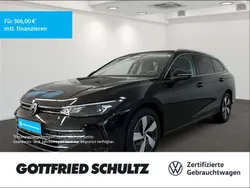 Schwarz Gebraucht 2024 VW Passat IQ Drive Kombi | 31.950 € (Etwas zu teuer)