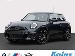 Midnight black metallic Neu 2024 Mini Cooper S Kleinwagen | 40.890 € (Etwas zu teuer)