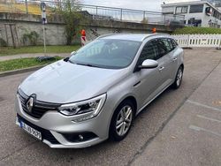 Silber Gebraucht 2020 Renault Mégane IV Limousine | 15.900 € (Fairer Preis)
