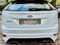 Weiß Gebraucht 2010 Ford Focus Sport Limousine | 5.200 € (Teuer)