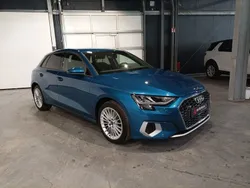 Blau Gebraucht 2022 Audi A3 Sportback Advanced Limousine | 28.880 € (Guter Preis)
